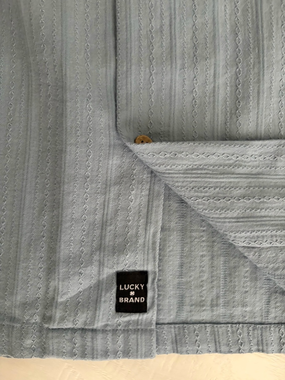 Lucky Brand Men’s Light Blue Short-Sleeve Shirt size Medium Cotton Dobby Stripe - Picture 6 of 14